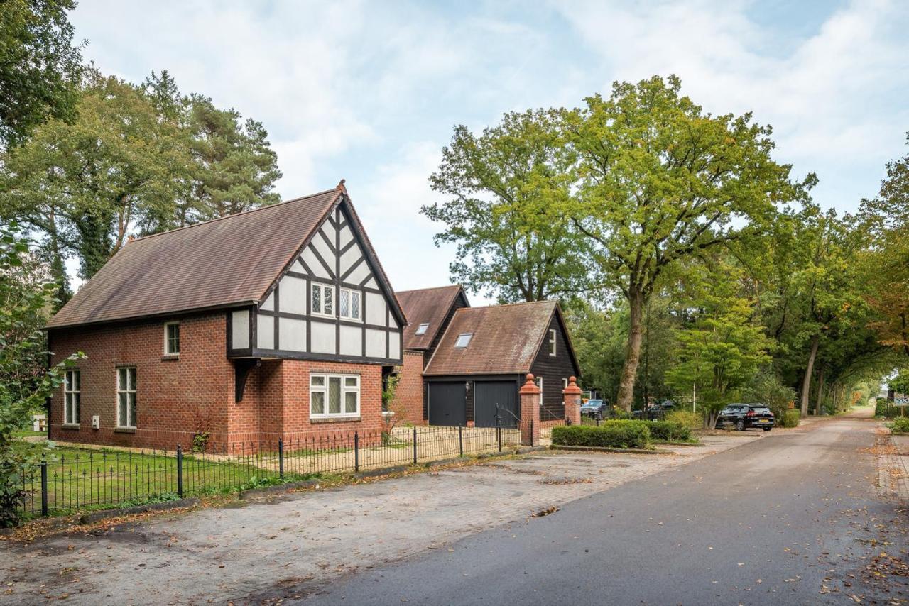 Beautiful English Villa With Hottub 쥐드볼드 외부 사진